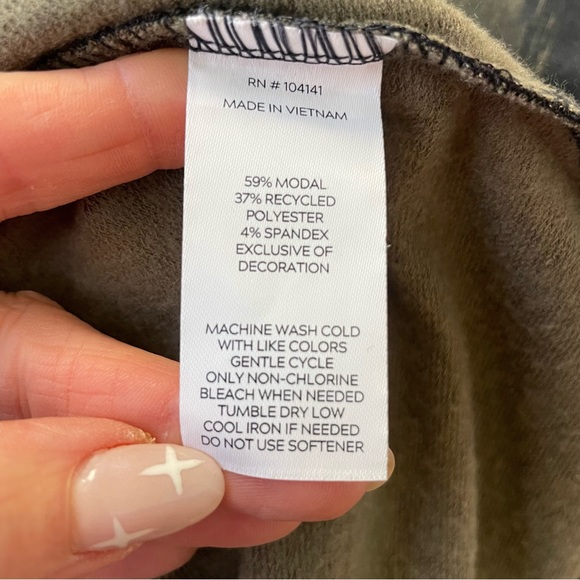 Alpine Design Camo Mockneck Sweatshirt - Picture 9 of 10